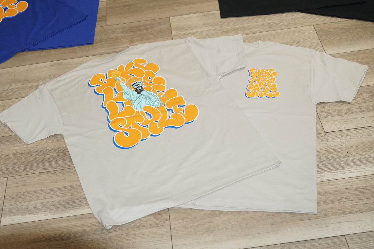BLLS 🗽 STATUE OF BIKE LIFE SHIRT (SAND)