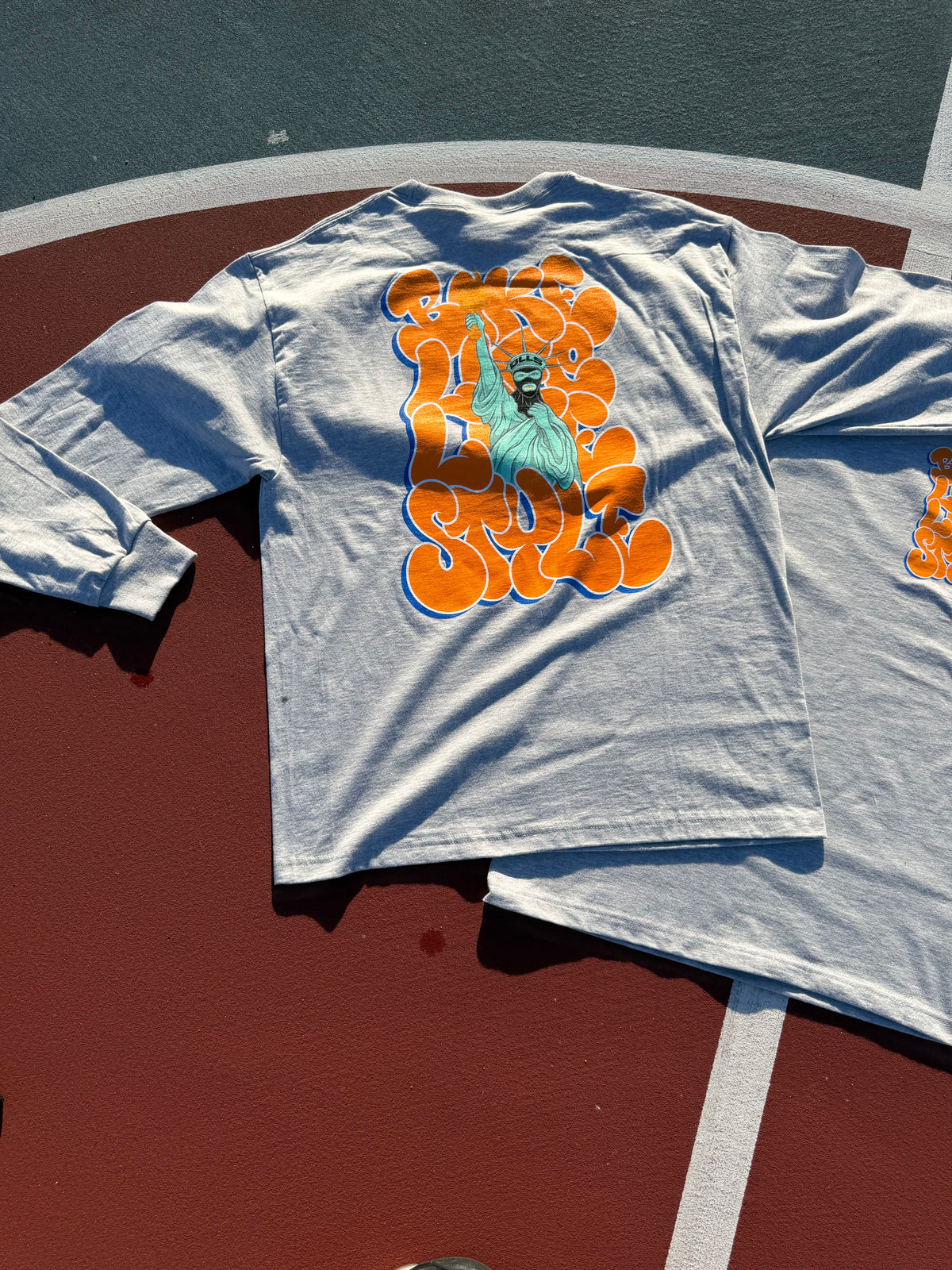 BLLS 🗽 STATUE OF BIKE LIFE LONG SLEEVE (GRAY)